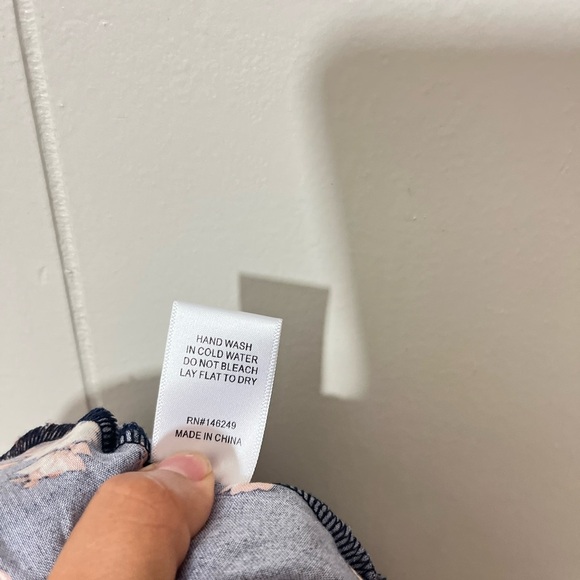 Aakaa Floral Dolman Sleeve Tie Front Waist Border Print Dress Size M - Picture 9 of 9